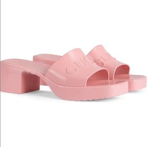 Gucci pink rubber logo platform heel slide sandal